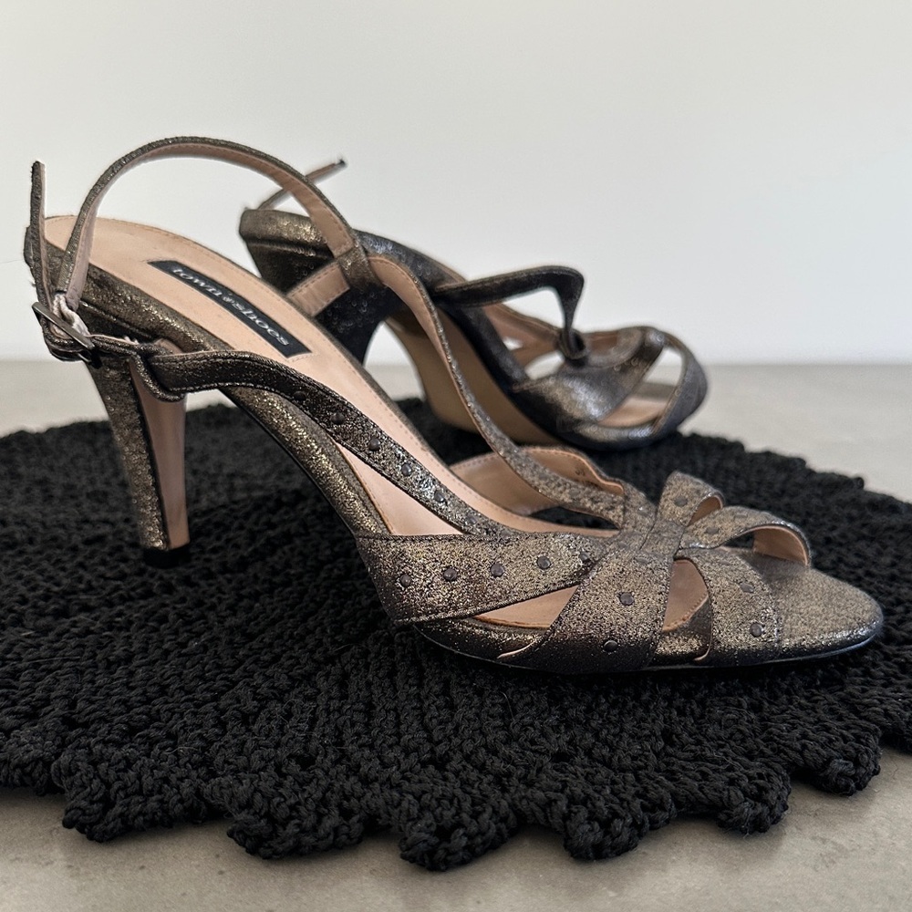 Town Shoes Leather | Metallic Strappy Heels | Size 8 - Picture 5 of 11